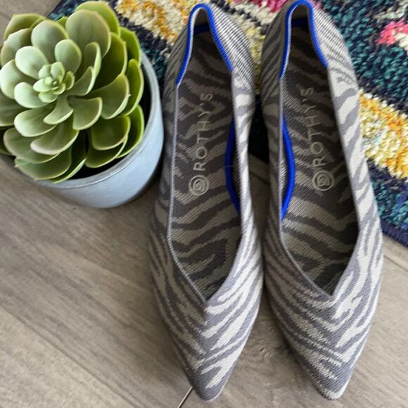 COPY - Rothys zebra gray size 6 flat pointed woman’s shoes - Picture 7 of 12